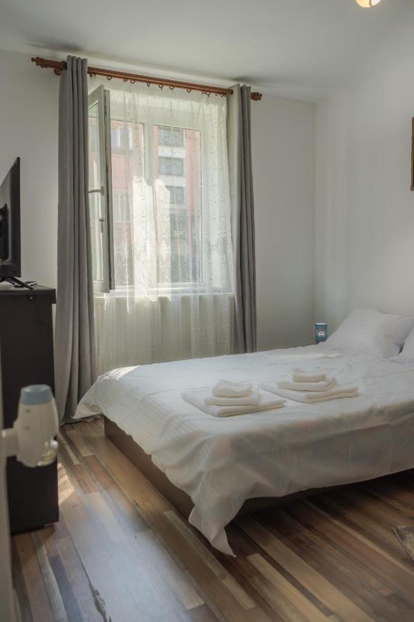 Apartament Casa Astilean Lupeni  Zewnętrze zdjęcie